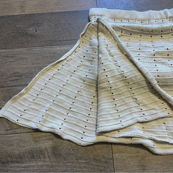 VICI Maxi Tan Knitted Crotchet Bohemian Fit and Flare Beachy Skirt With Slit BB - Picture 3 of 4